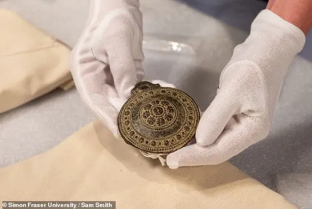 Ancient Artifacts, Priced at $22 in Canadian Thrift Store, Spark Debate Over Cultural Heritage and Regulation