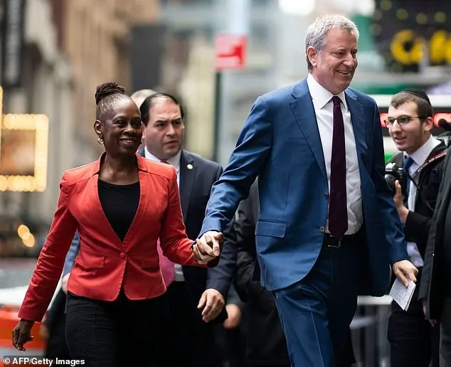 New York's Rent Freeze Debate: Mamdani's Promise and Its Impact on Tenants