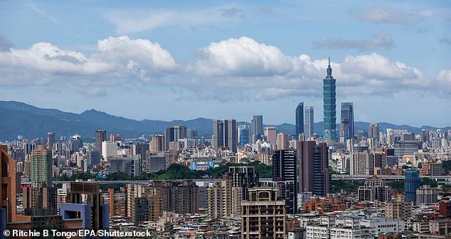 Xi Jinping's Crackdown on Military Ranks: Power Consolidation and PLA Stability Concerns