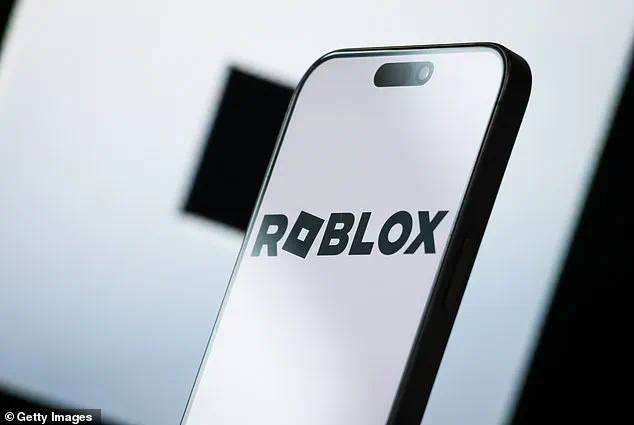 15-Year-Old Thomas Medlin Missing for Over Two Weeks After Online Roblox Connection; Last Seen at Grand Central Terminal