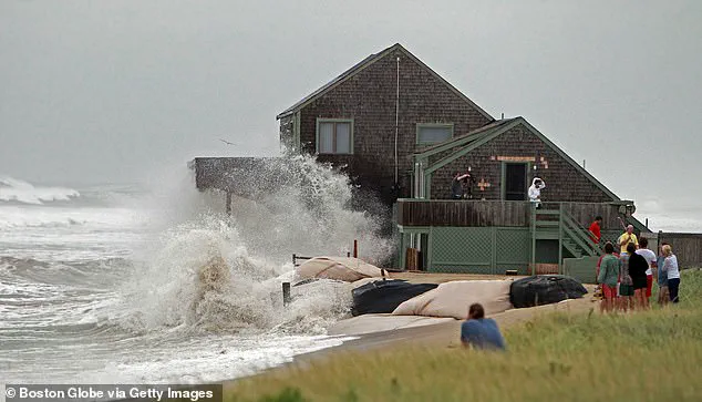 Nantucket's Erosion Battle: Million-Dollar Homes and a Clash Over Geotubes