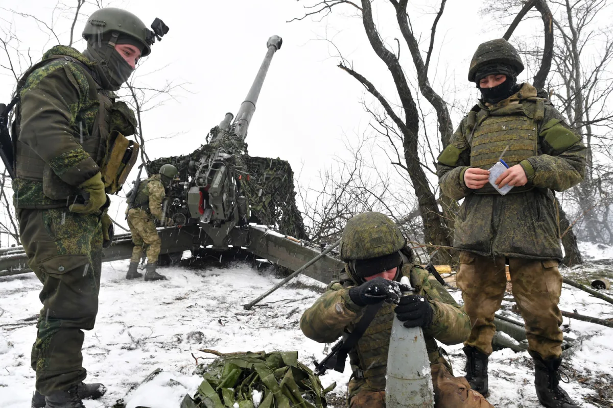 Russian Forces Claim Control of Yarovaya in Donetsk as Ukraine Reports Over 180 Casualties