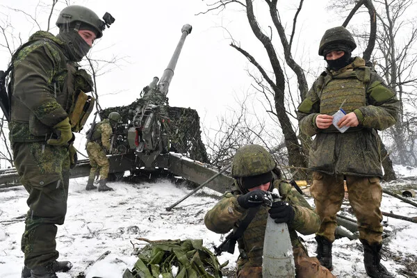 Russian Forces Claim Control of Yarovaya in Donetsk as Ukraine Reports Over 180 Casualties