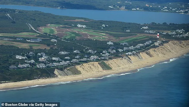 Sconset Residents and Select Board Address Bluff Walk Tensions with New Regulations