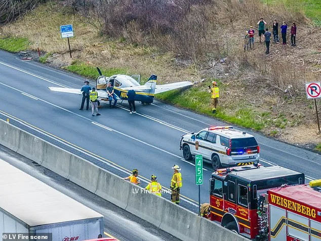 Pilot's Flawless Emergency Landing on Interstate 78 in Pennsylvania Stuns Witnesses